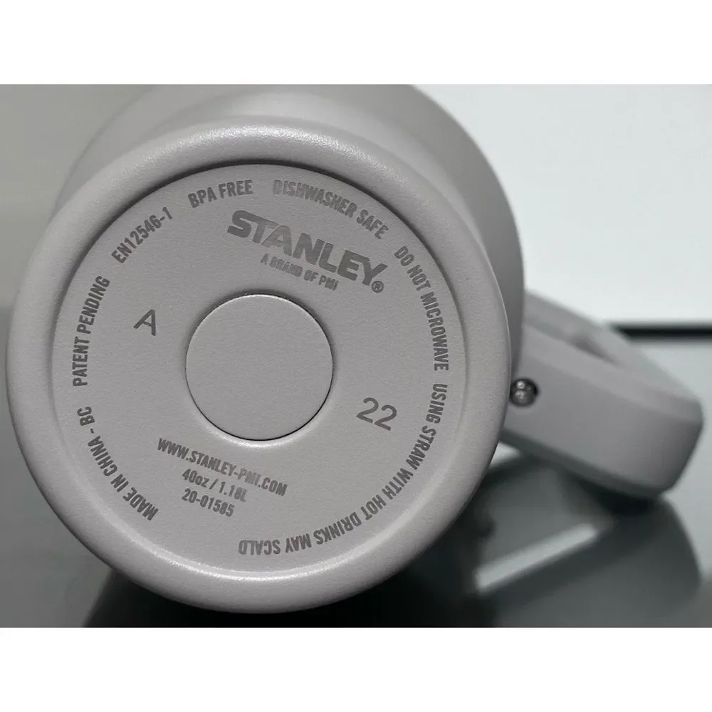 Stanley Adventure Quencher 40oz‎ Stainless Steel Tumbler- ASH - Picture 6 of 6